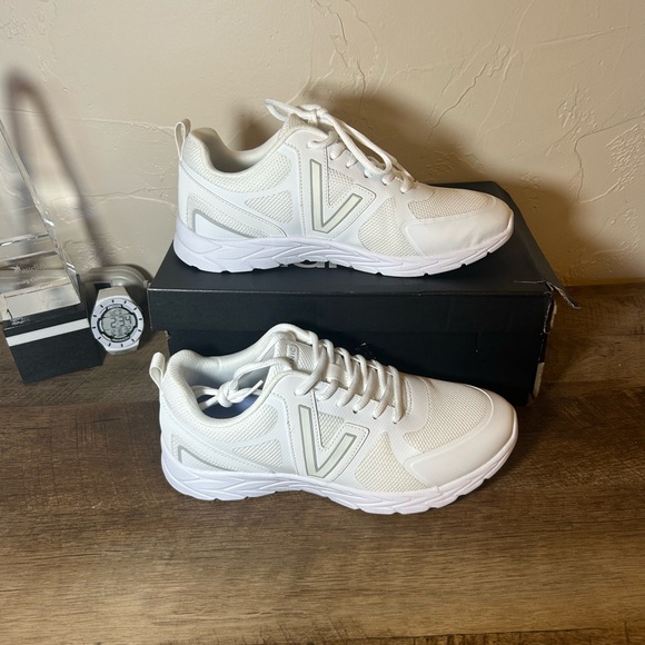 Vionic Miles II Women's Sneaker With Orthotic Arch Support White - size 9 - Picture 1 of 5